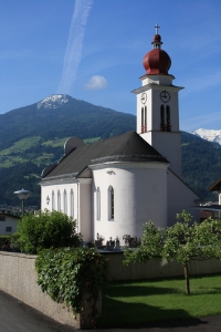 Foto der Pfarrkirche Fritzens